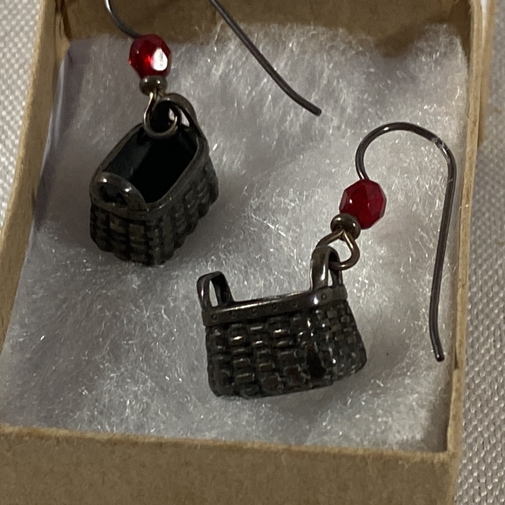 Longaberger earrings